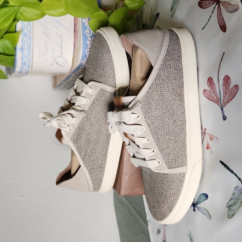 Olukai Pehuea Li Women's Sz 8 Tapa